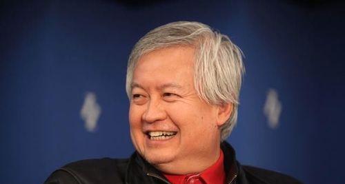 Wemedia现状分析（媒体格局的变革、用户参与的增长、商业化的探索与困境）