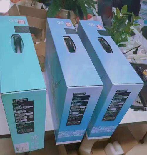 笔记本独立显卡和集成显卡的区别及选择指南（探讨笔记本独立显卡和集成显卡的特点与优劣）