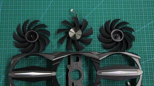 DIY电脑改色教程（用技巧与创意，让电脑焕发个性光芒）